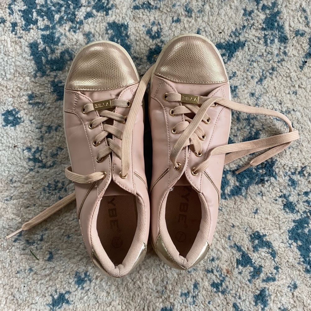 VYBE shoes